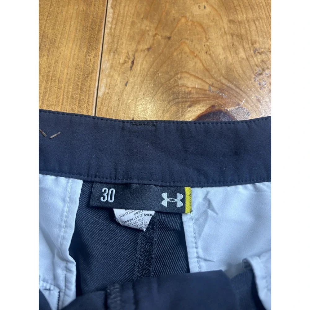 Under Armour Men's Black Activewear Shorts Size 30 Performance Golf Casual
